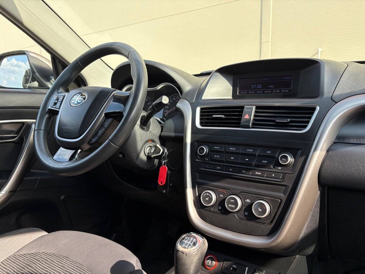 FAW Besturn X80 с пробегом — 2020 год. Фото: #11