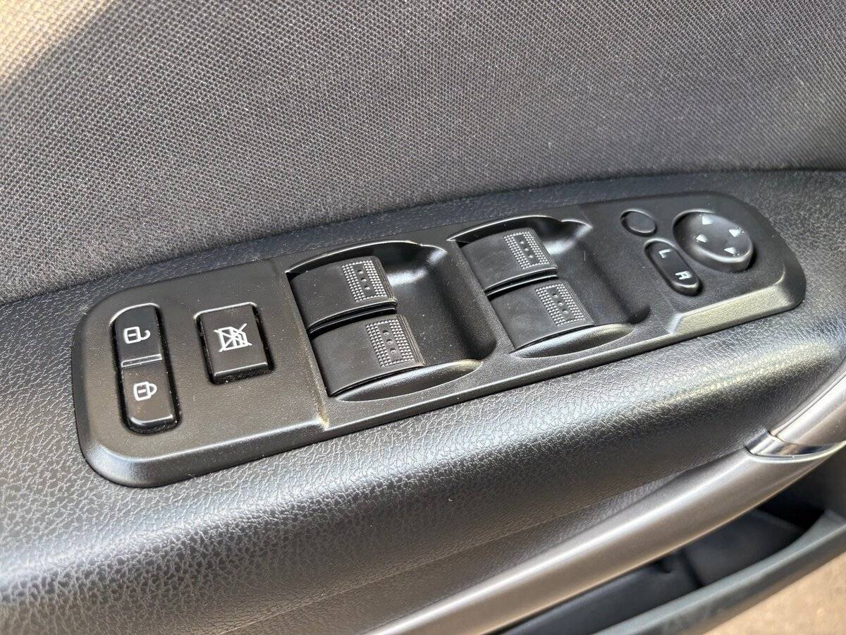 FAW Besturn X80 с пробегом — 2020 год. Фото: #14