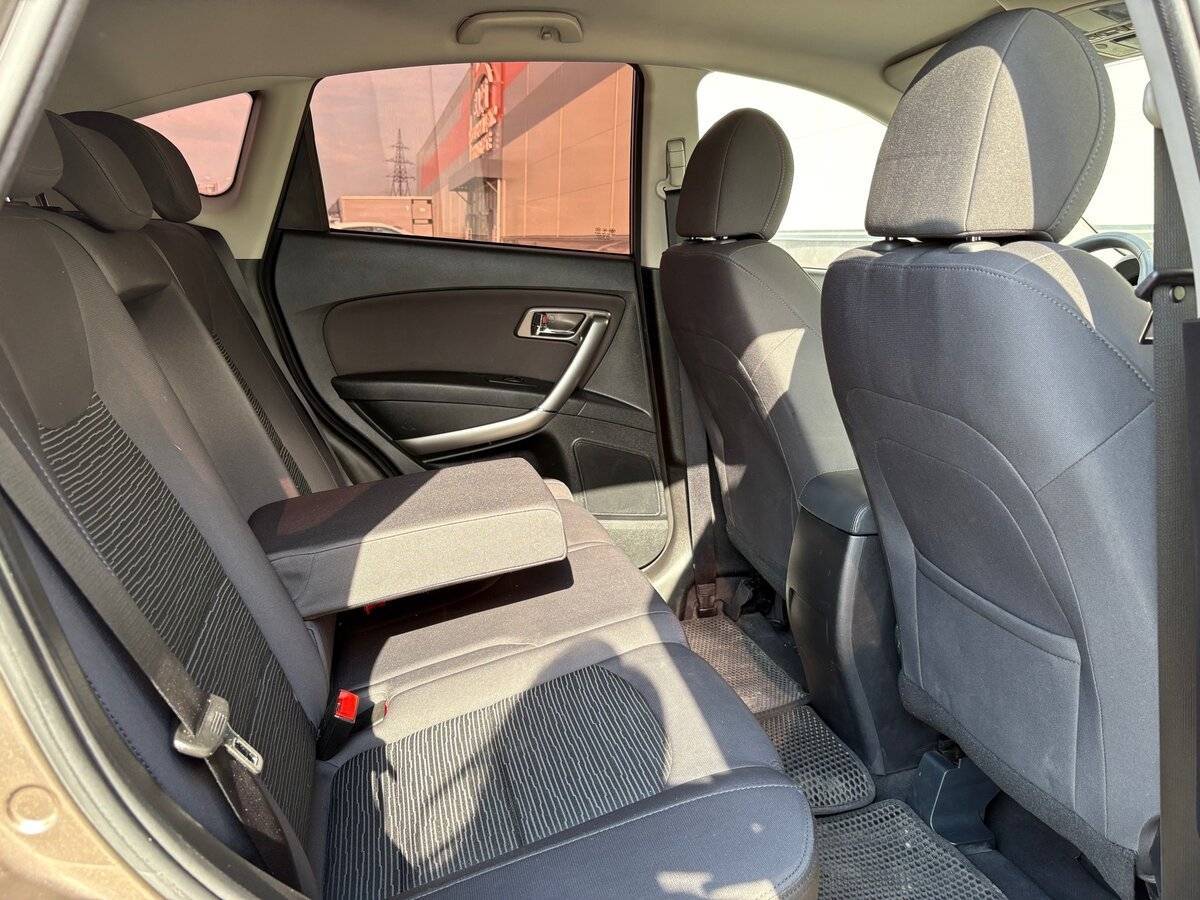 FAW Besturn X80 с пробегом — 2020 год. Фото: #19