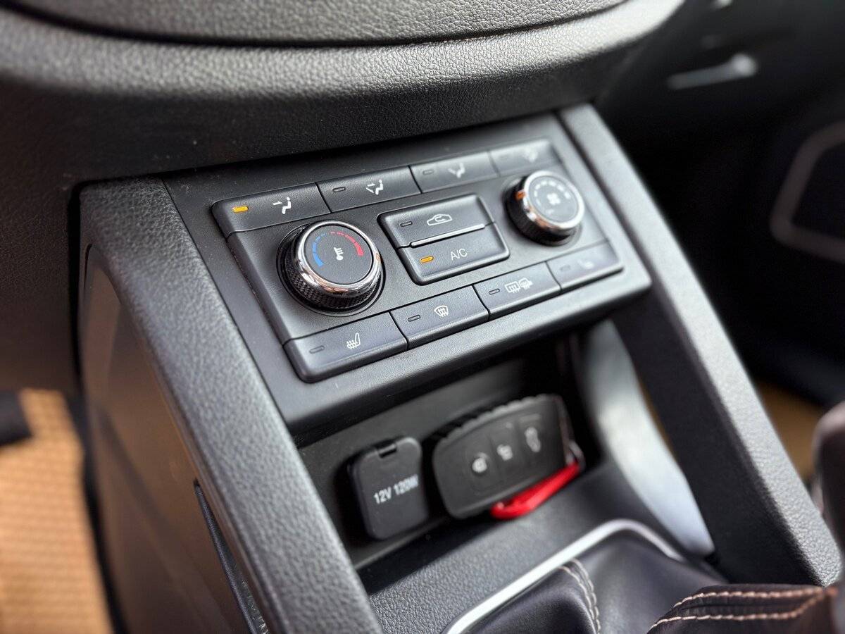 FAW Besturn X40 с пробегом — 2019 год. Фото: #18