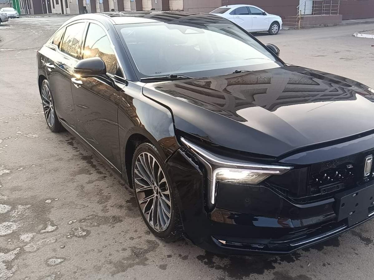 FAW Bestune B70 с пробегом — 2023 год. Фото: #1