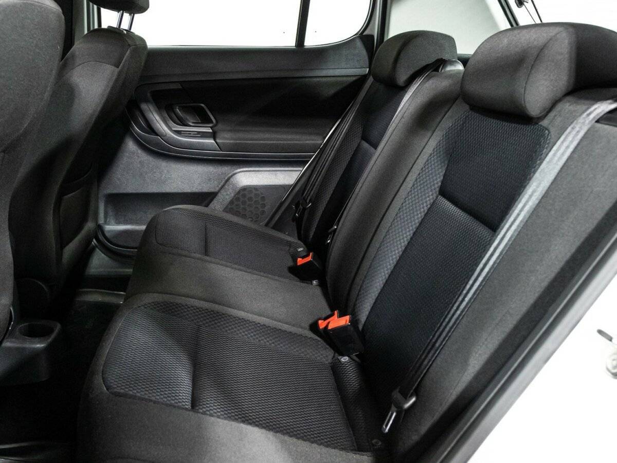 Skoda Fabia с пробегом — 2011 год. Фото: #9