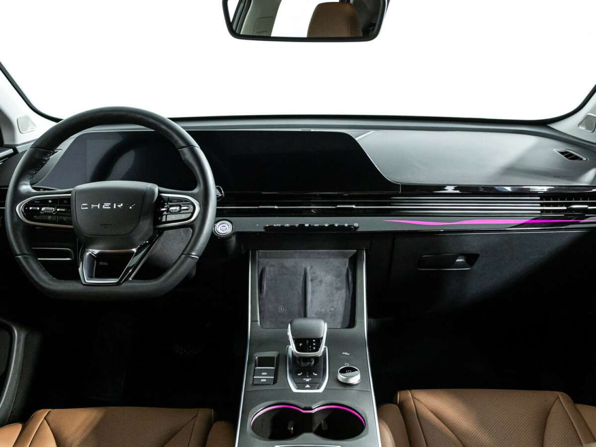 OMODA C5 с пробегом — 2023 год. Фото: #12