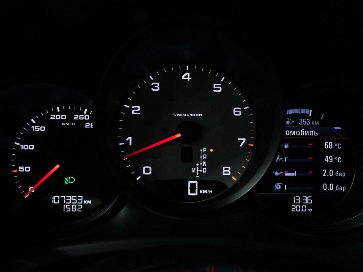 Porsche Macan с пробегом — 2014 год. Фото: #11