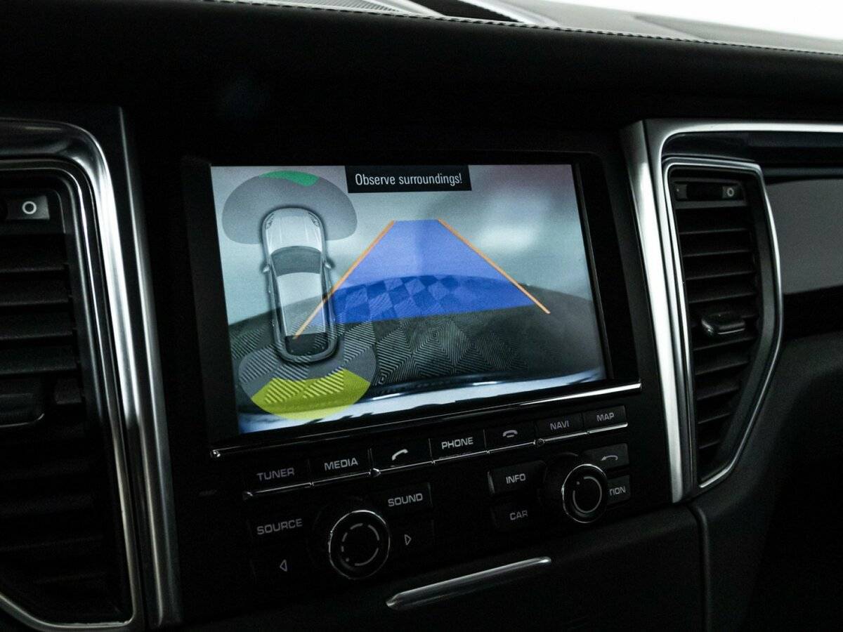 Porsche Macan с пробегом — 2014 год. Фото: #15