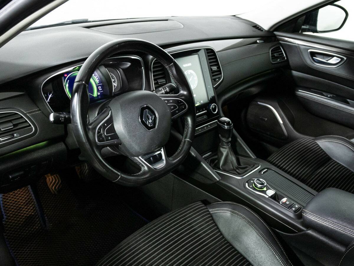 Renault Talisman с пробегом — 2017 год. Фото: #10