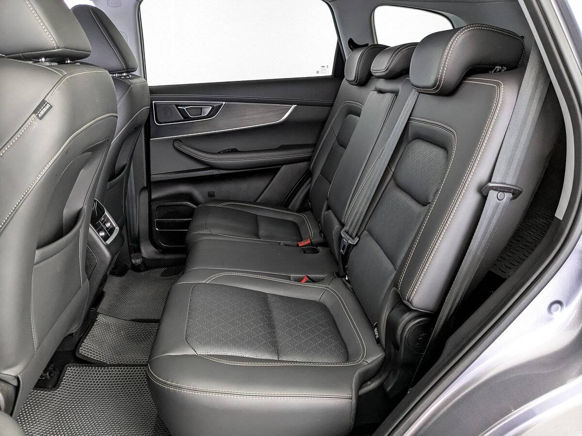 Chery Tiggo 8 с пробегом — 2022 год. Фото: #17