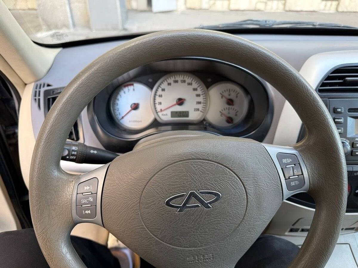 Chery Tiggo (T11) с пробегом — 2009 год. Фото: #6