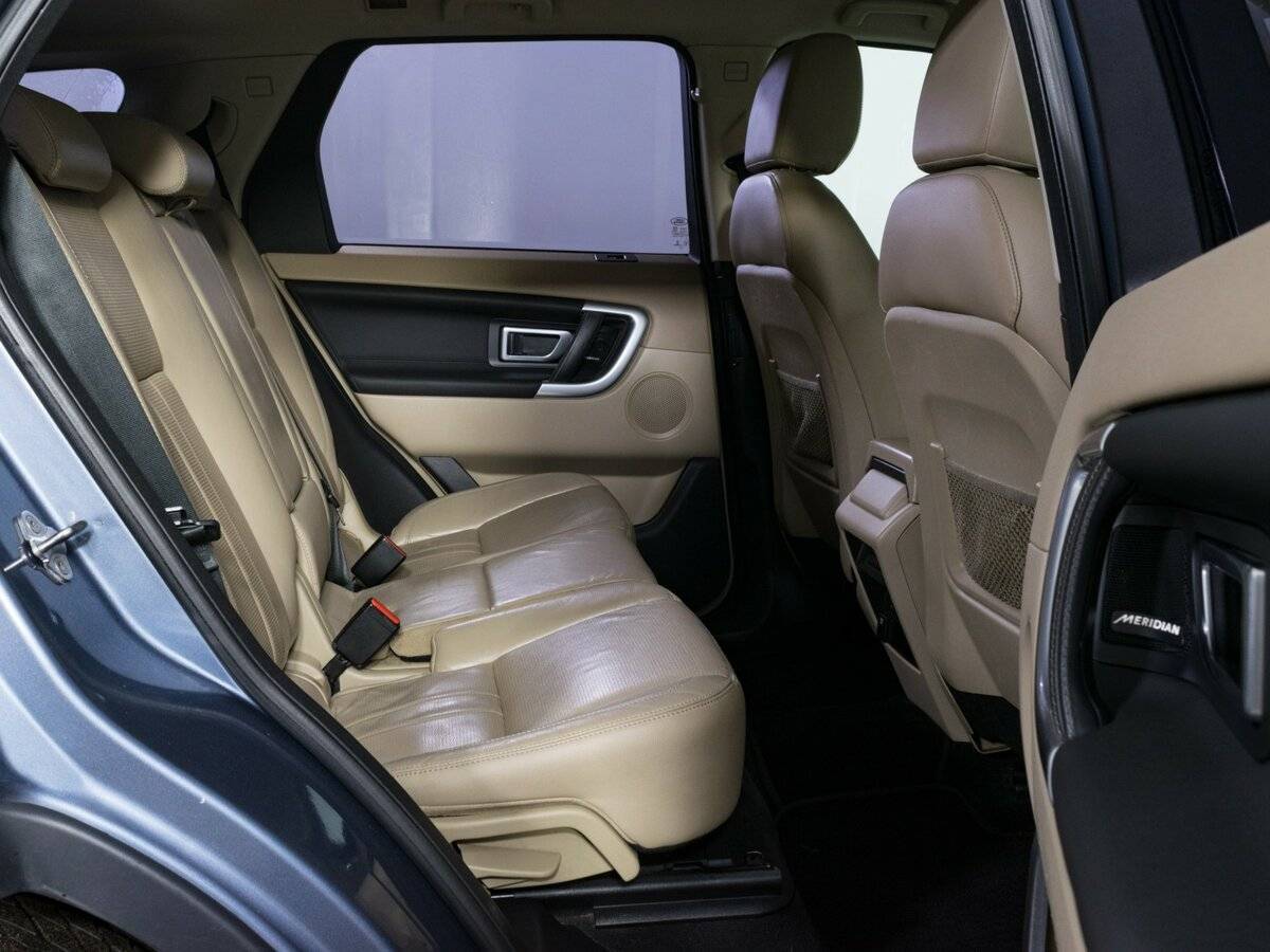 Land Rover Discovery Sport с пробегом — 2017 год. Фото: #9