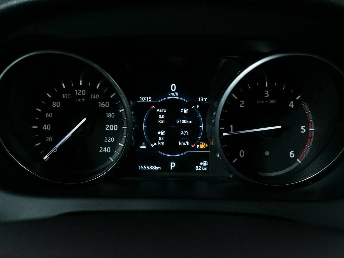 Land Rover Discovery Sport с пробегом — 2017 год. Фото: #10