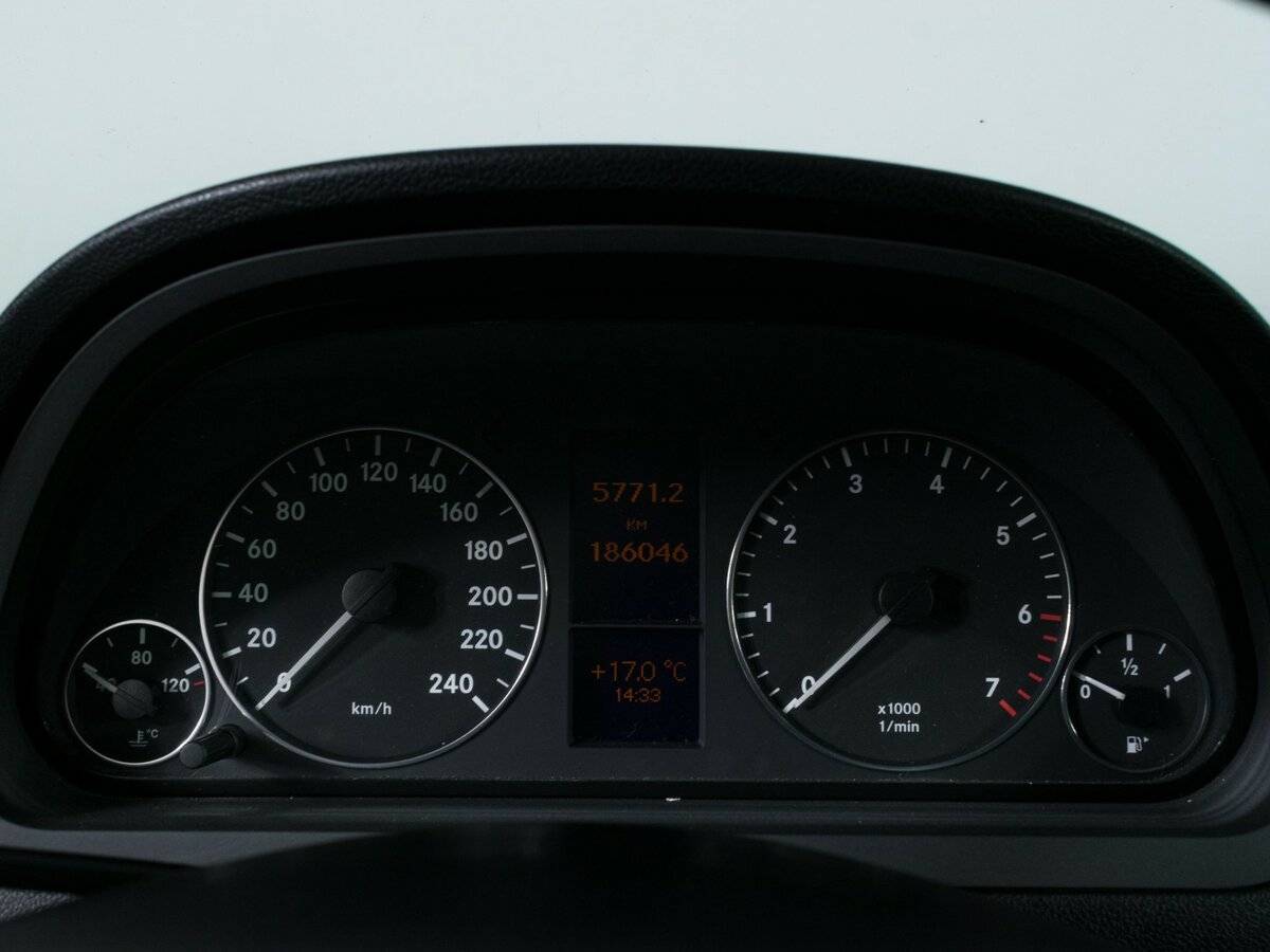 Mercedes-Benz A-Класс с пробегом — 2008 год. Фото: #12