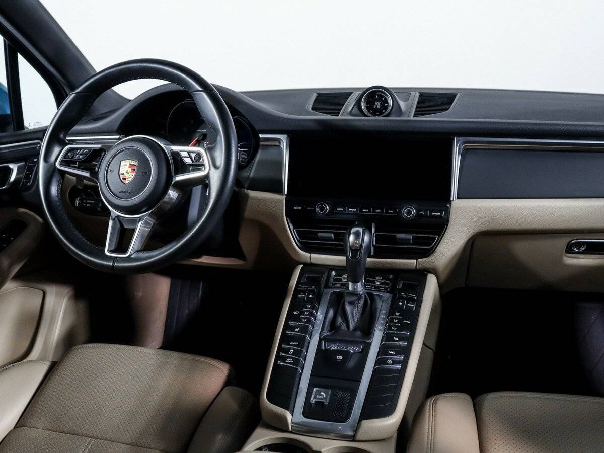 Porsche Macan с пробегом — 2020 год. Фото: #9