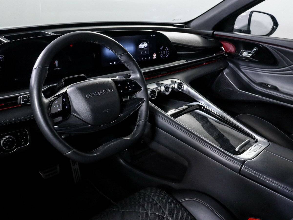 EXEED RX с пробегом — 2023 год. Фото: #11