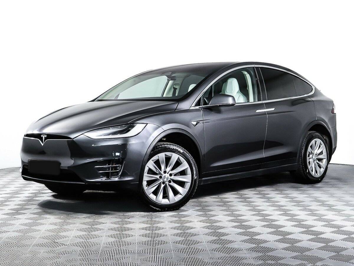 Tesla Model X с пробегом — 2018 год. Фото: #2