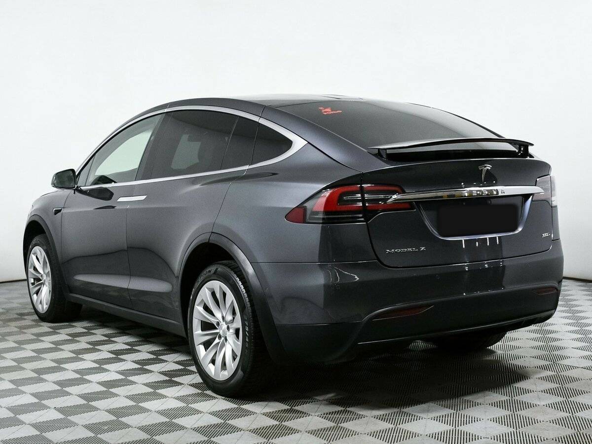 Tesla Model X с пробегом — 2018 год. Фото: #19
