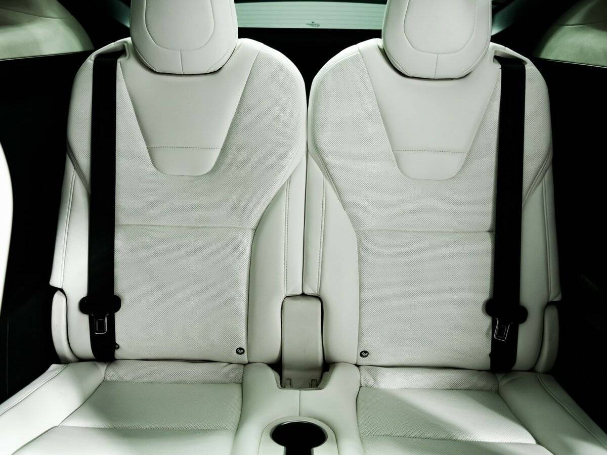 Tesla Model X с пробегом — 2018 год. Фото: #35