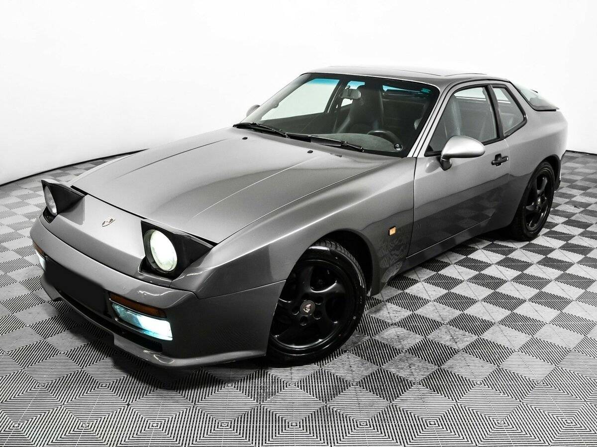 Porsche 944 с пробегом — 1986 год. Фото: #14