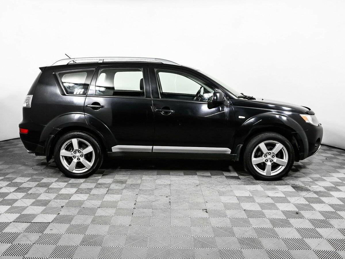 Mitsubishi Outlander с пробегом — 2008 год. Фото: #3