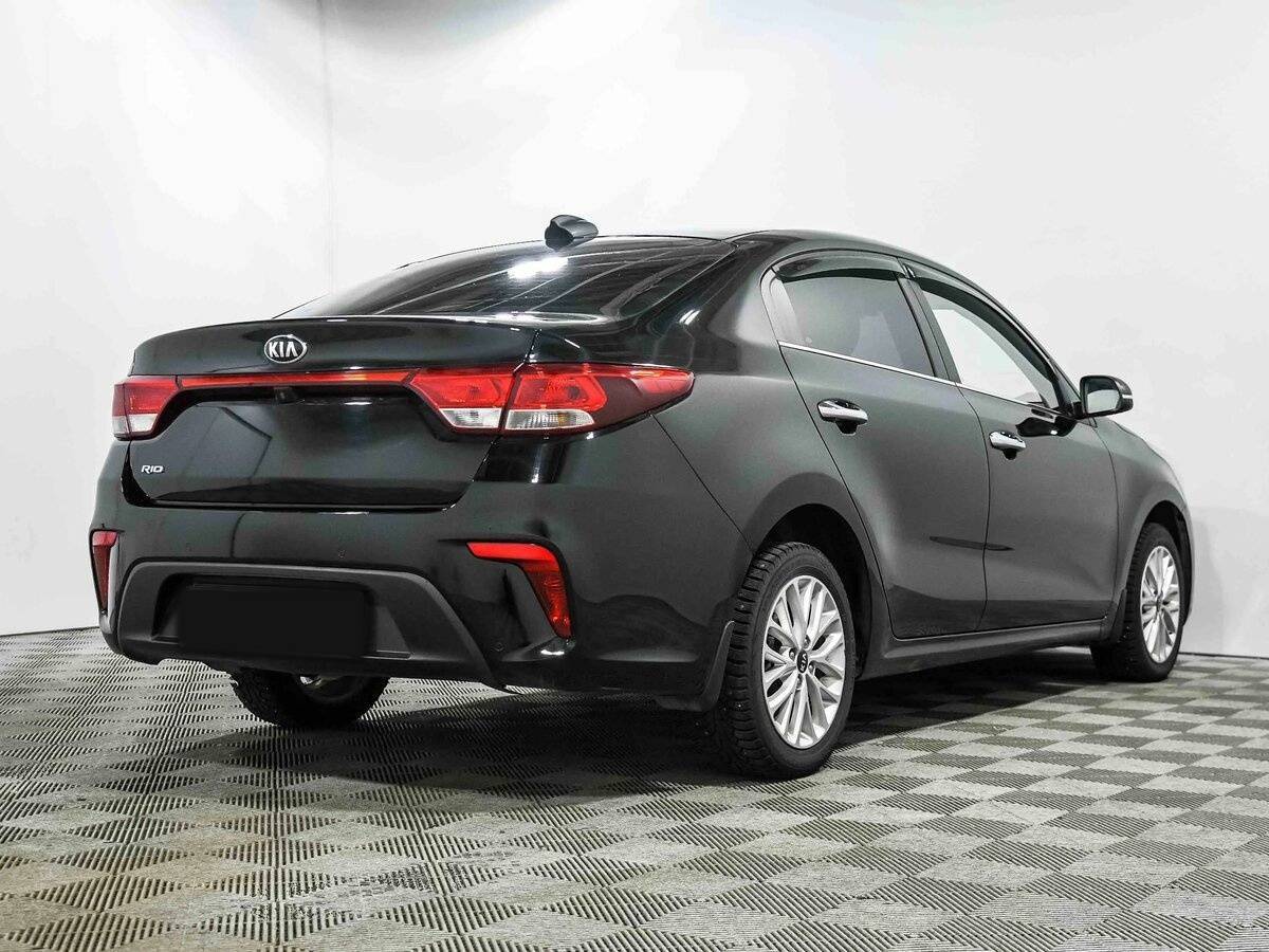 Kia Rio с пробегом — 2018 год. Фото: #3