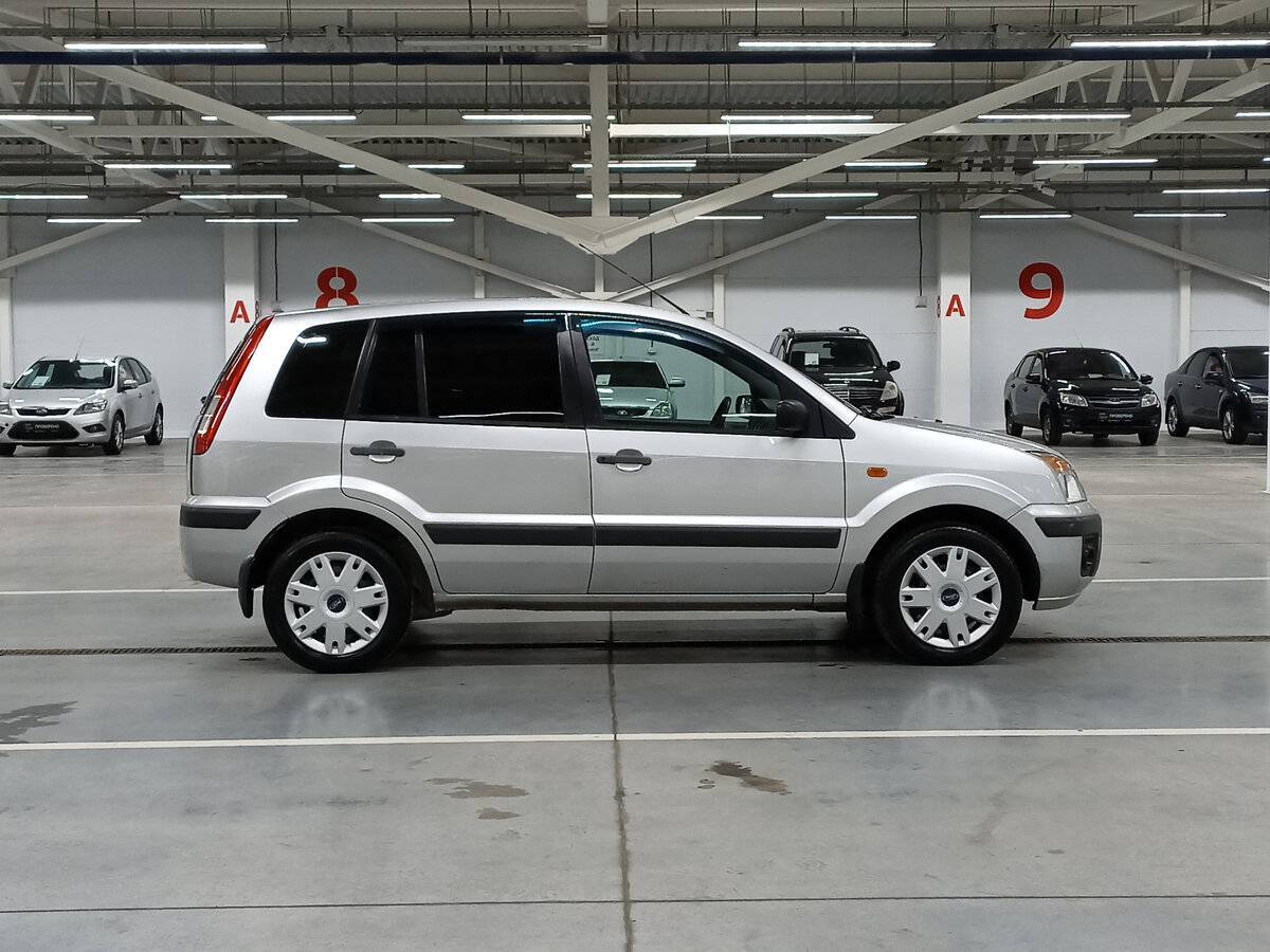 Ford Fusion с пробегом — 2008 год. Фото: #3