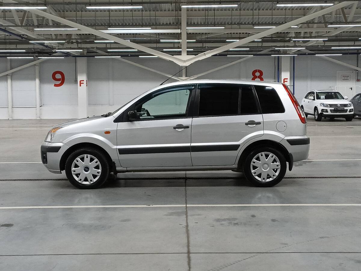 Ford Fusion с пробегом — 2008 год. Фото: #7