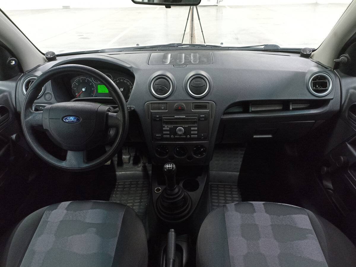 Ford Fusion с пробегом — 2008 год. Фото: #13