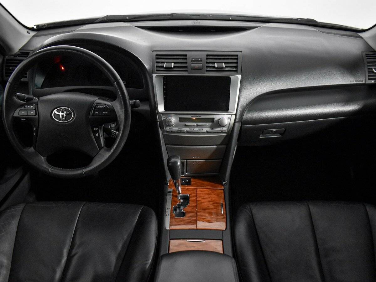 Toyota Camry с пробегом — 2008 год. Фото: #12