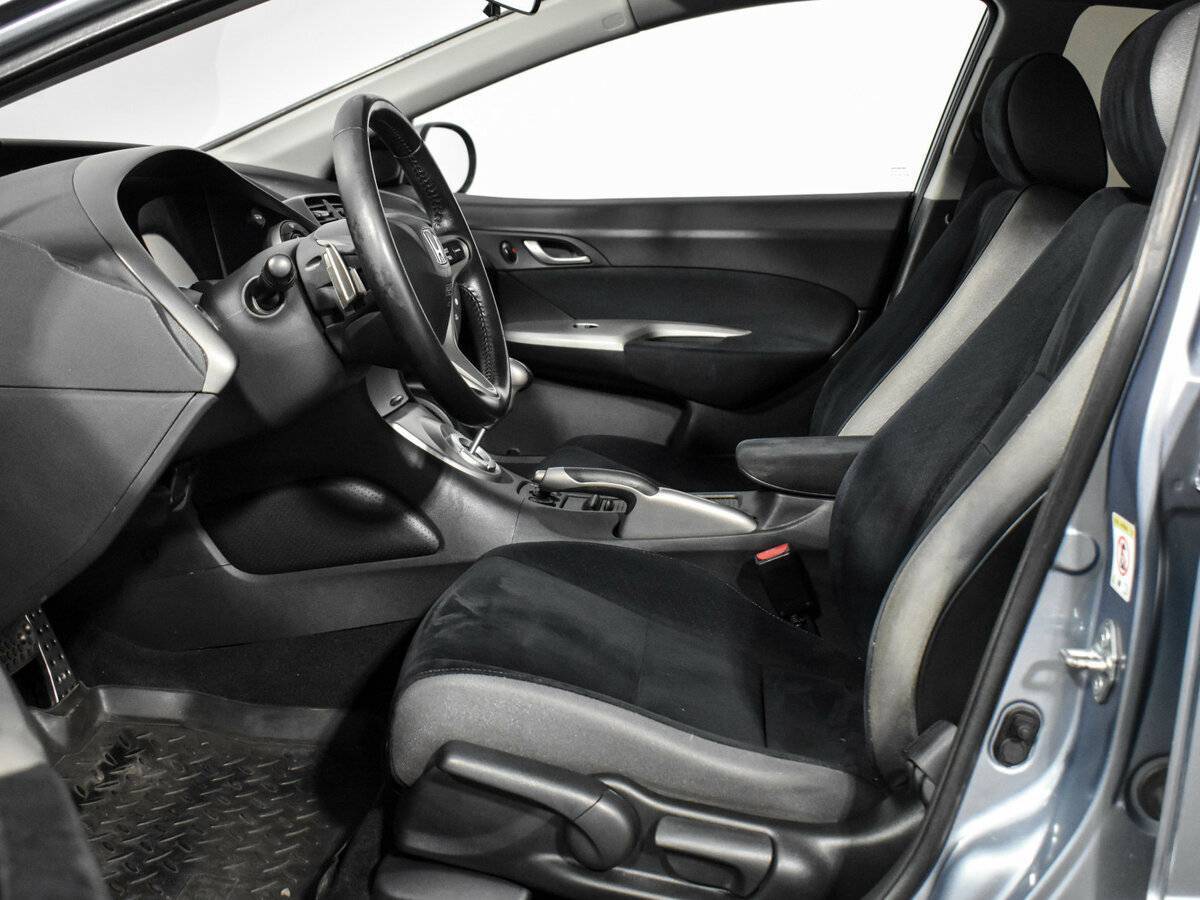 Honda Civic с пробегом — 2008 год. Фото: #9