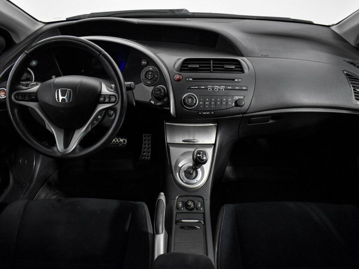 Honda Civic с пробегом — 2008 год. Фото: #14