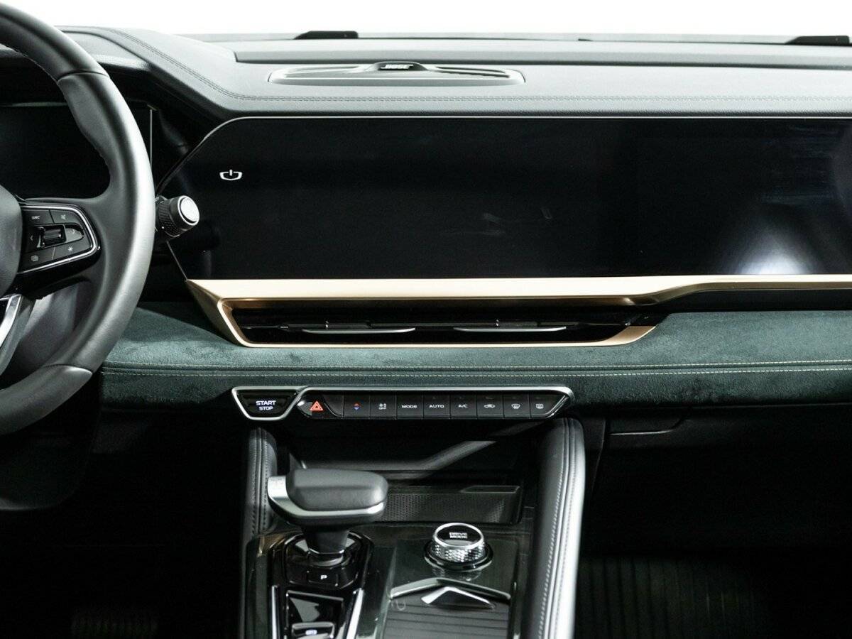 Geely Monjaro с пробегом — 2023 год. Фото: #13