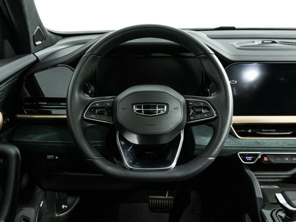 Geely Monjaro с пробегом — 2023 год. Фото: #25