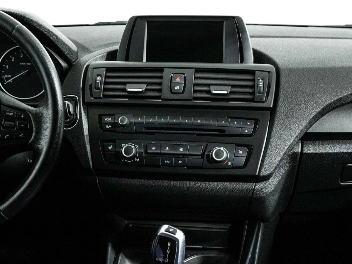 BMW 1 серии с пробегом — 2013 год. Фото: #13