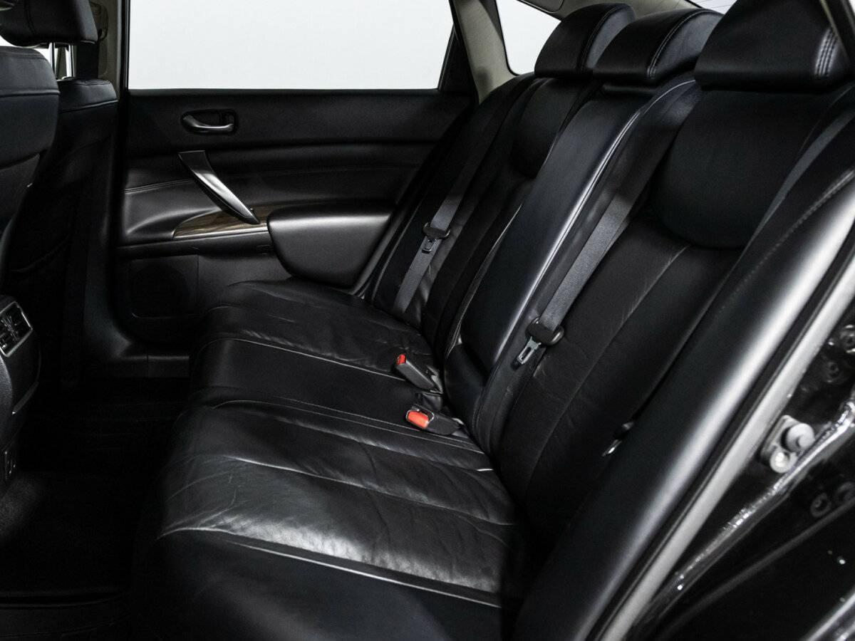 Nissan Teana с пробегом — 2011 год. Фото: #9