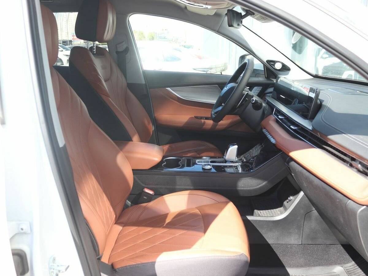 Chery Tiggo 8 Pro Max с пробегом — 2023 год. Фото: #12