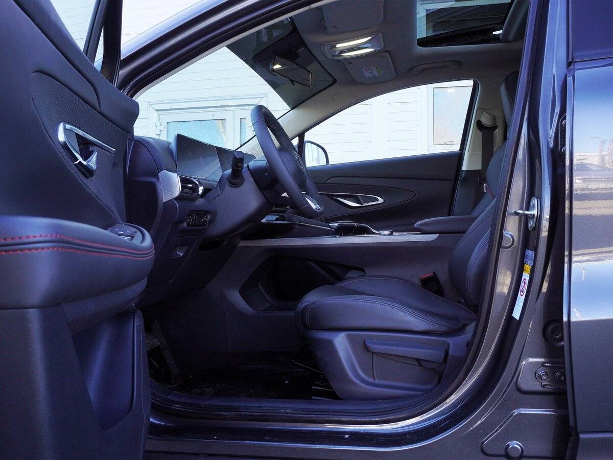 Changan UNI-T с пробегом — 2023 год. Фото: #8