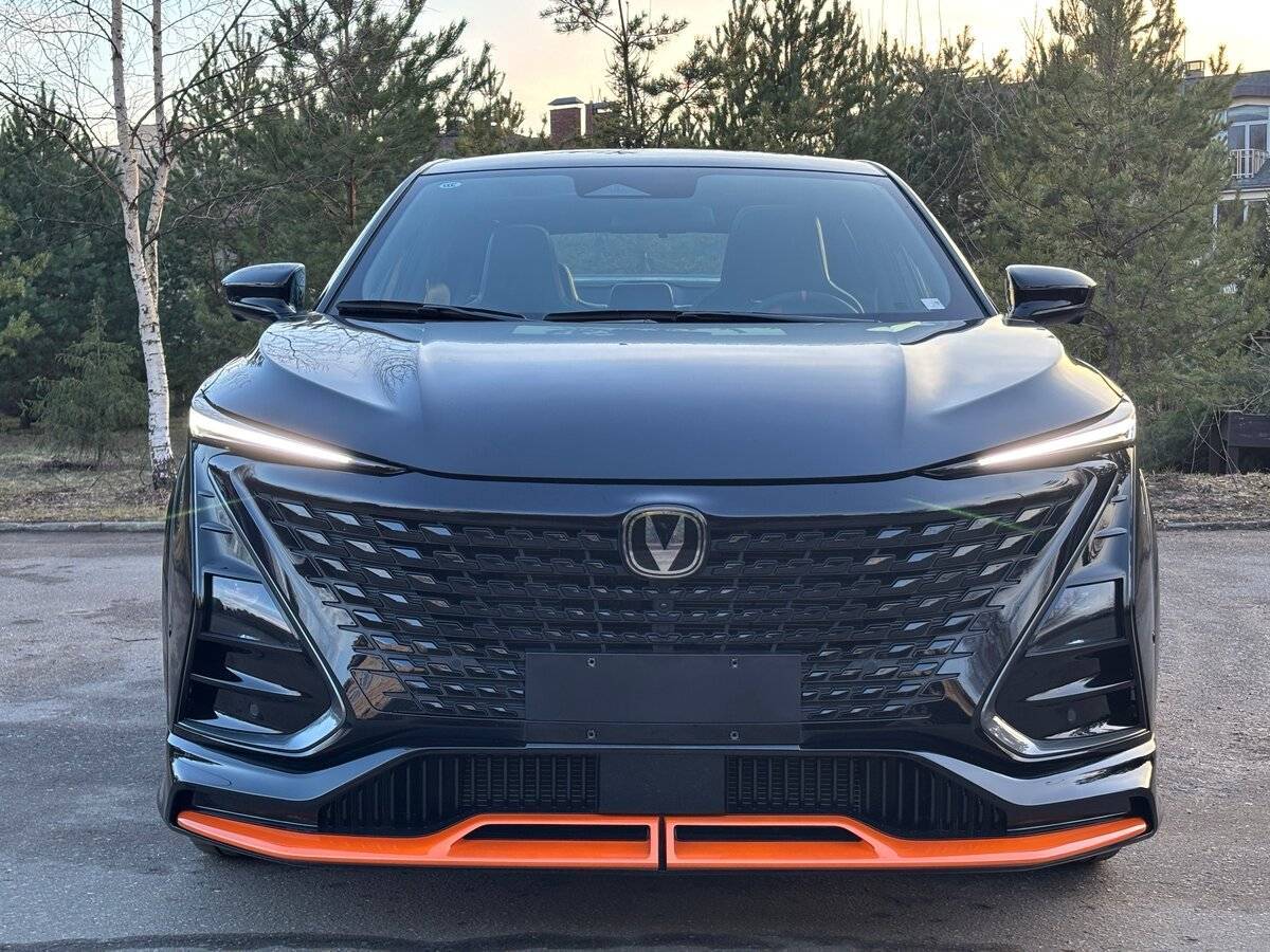 Changan UNI-T с пробегом — 2023 год. Фото: #1