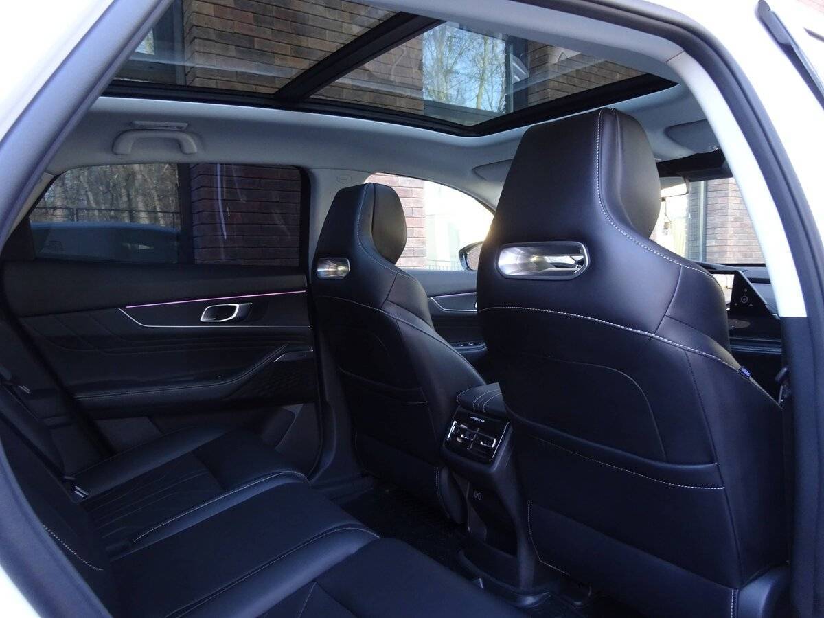 Changan UNI-K с пробегом — 2023 год. Фото: #38