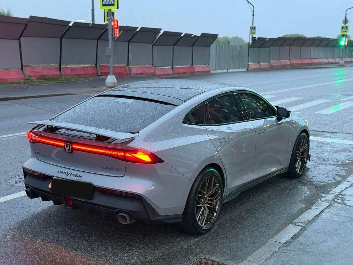 Changan UNI-V с пробегом — 2024 год. Фото: #8