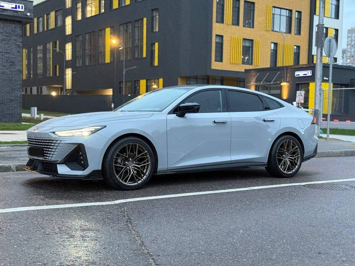 Changan UNI-V с пробегом — 2024 год. Фото: #15