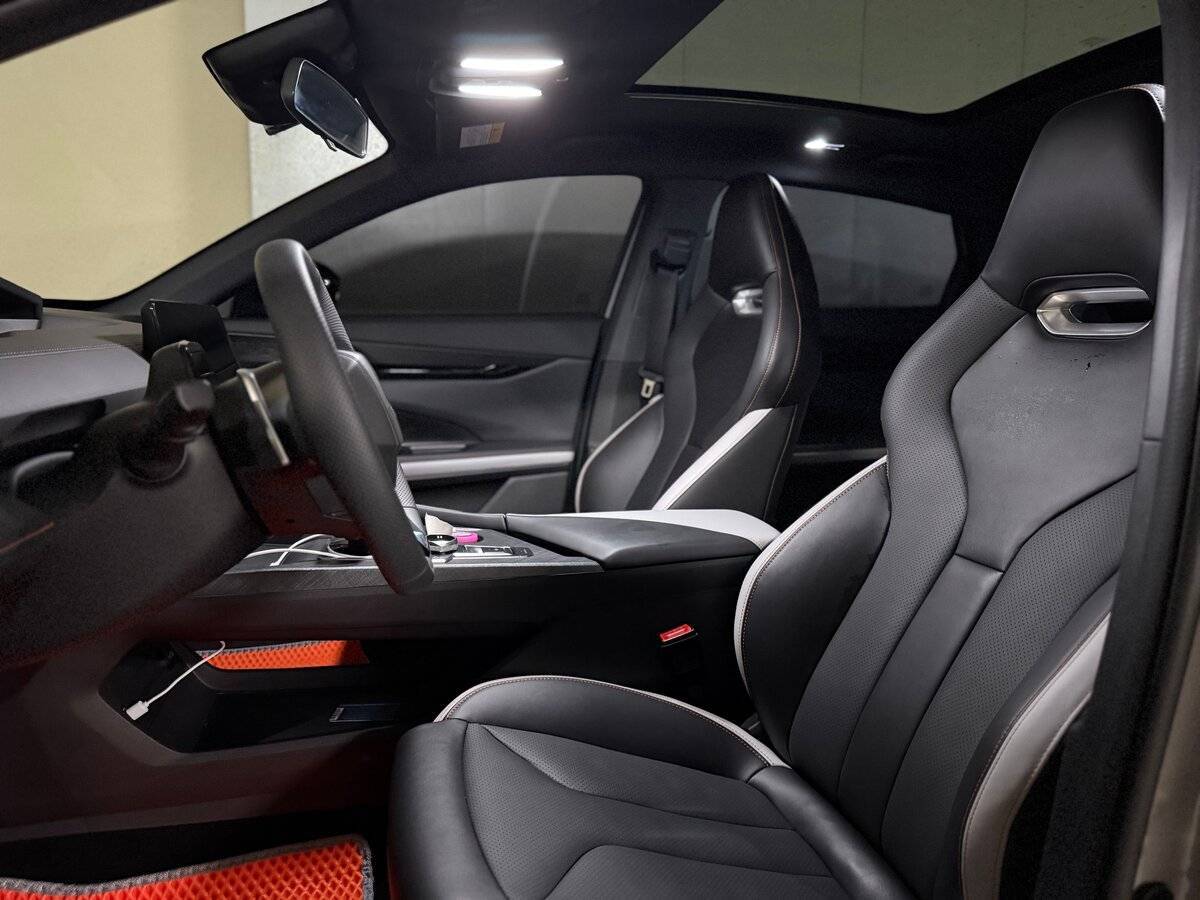 Changan UNI-V с пробегом — 2024 год. Фото: #17