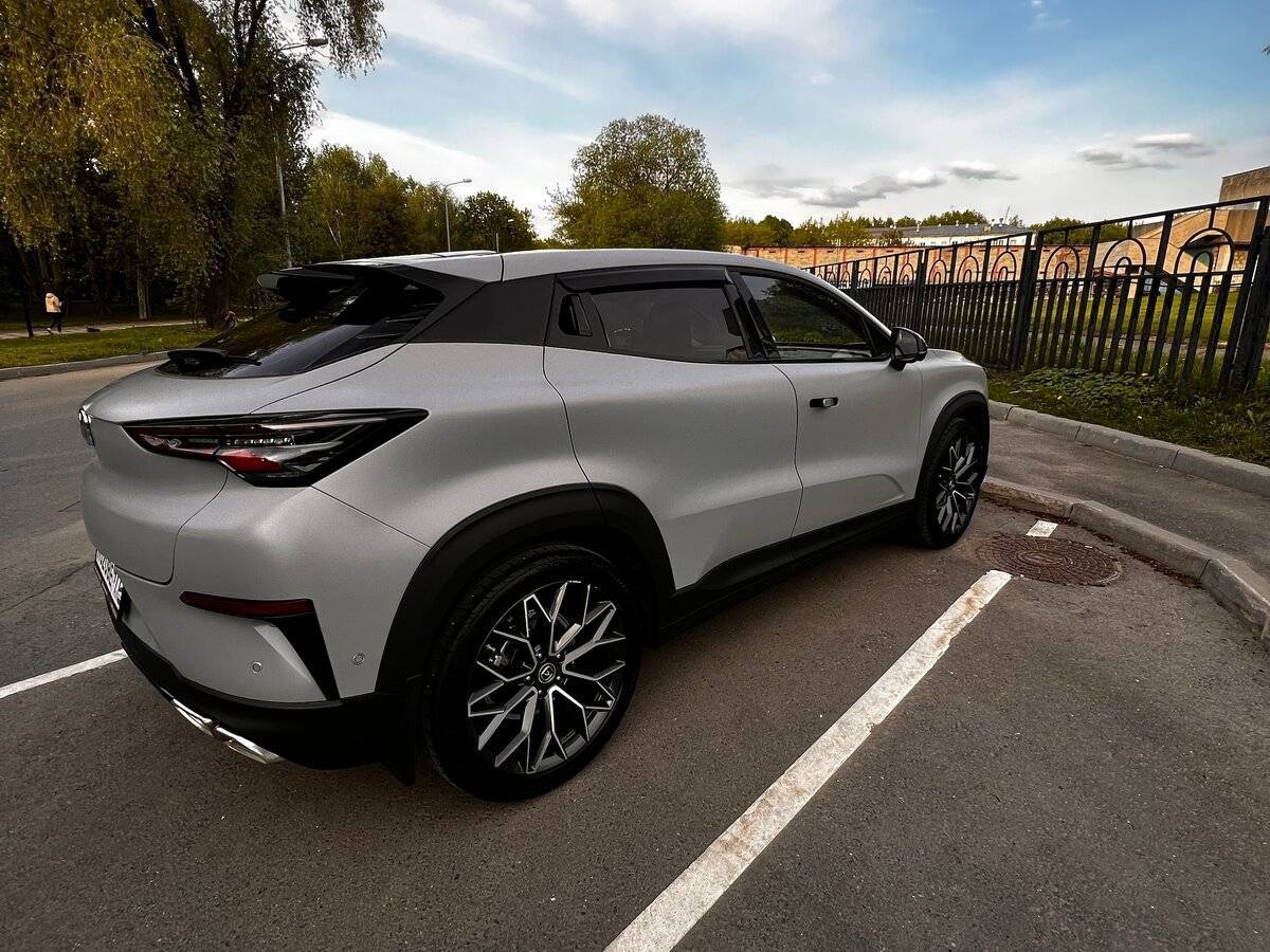 Changan UNI-T с пробегом — 2023 год. Фото: #2