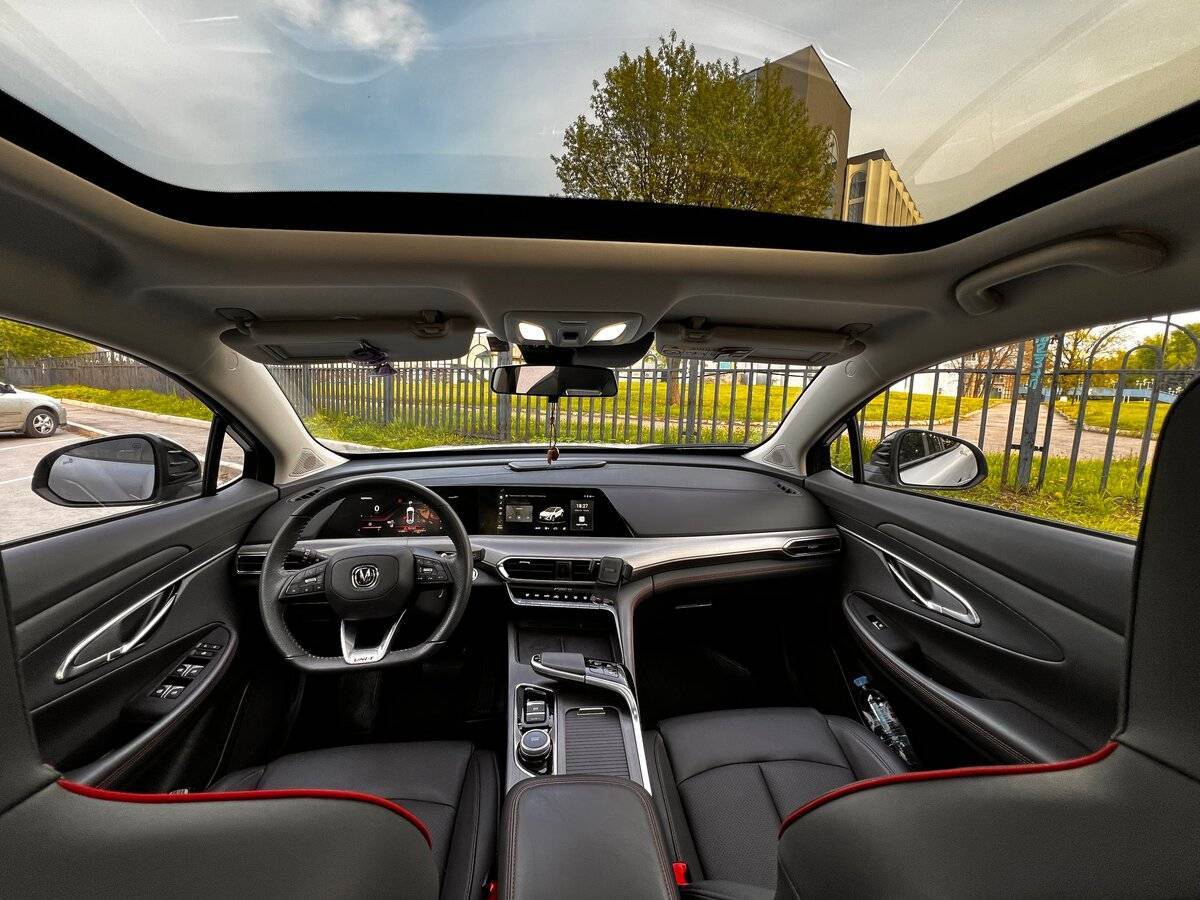 Changan UNI-T с пробегом — 2023 год. Фото: #7