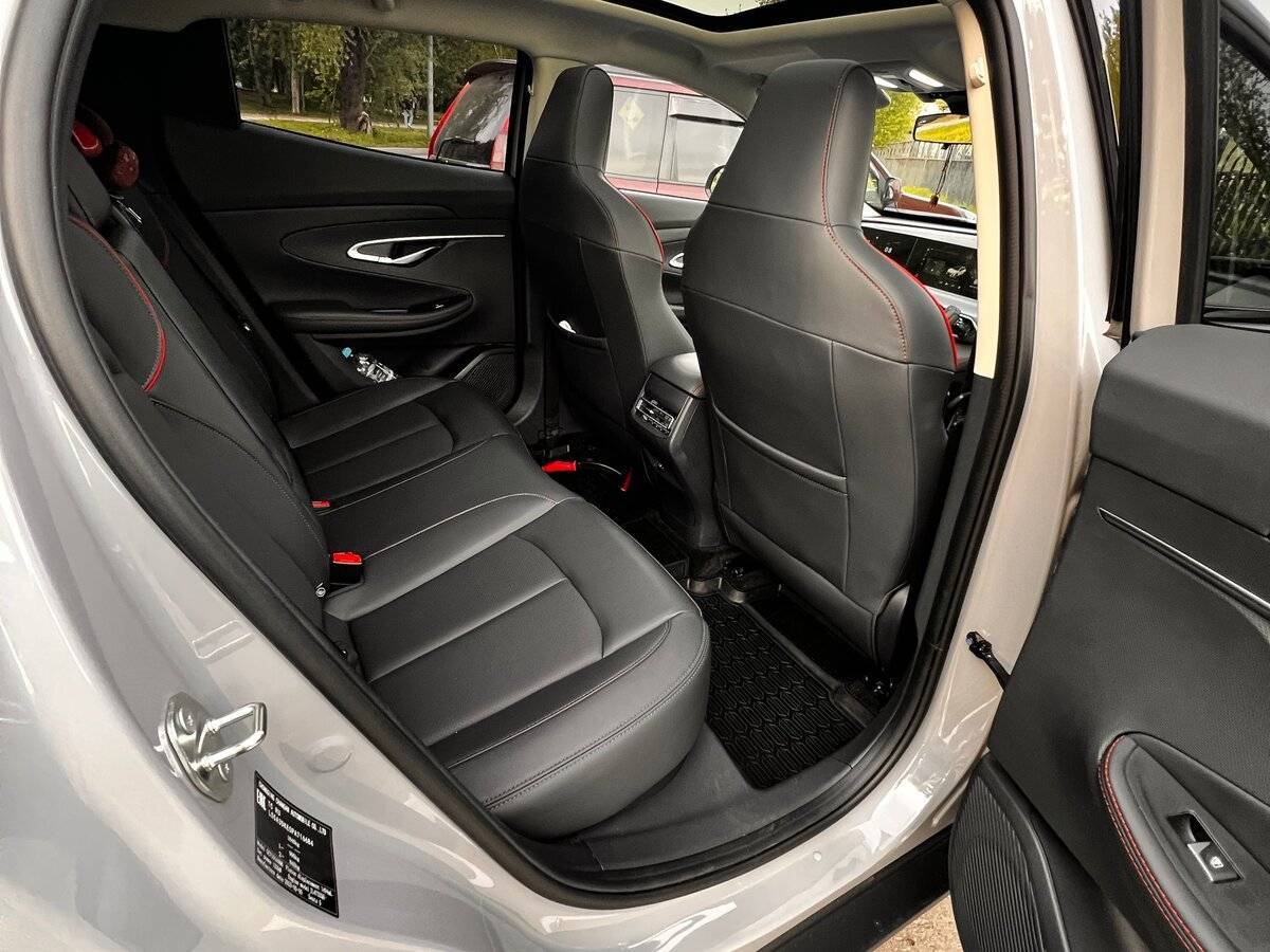 Changan UNI-T с пробегом — 2023 год. Фото: #12