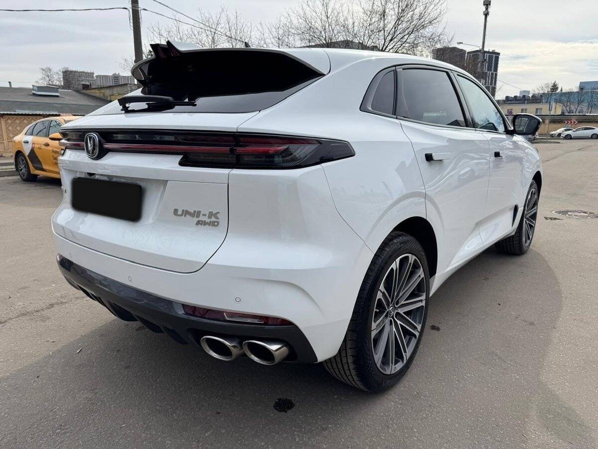 Changan UNI-K с пробегом — 2024 год. Фото: #3