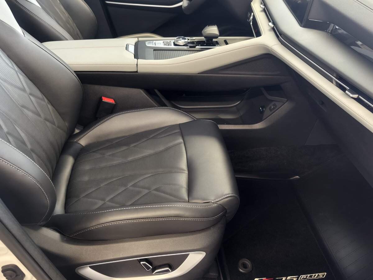 Changan CS75 Plus с пробегом — 2024 год. Фото: #8