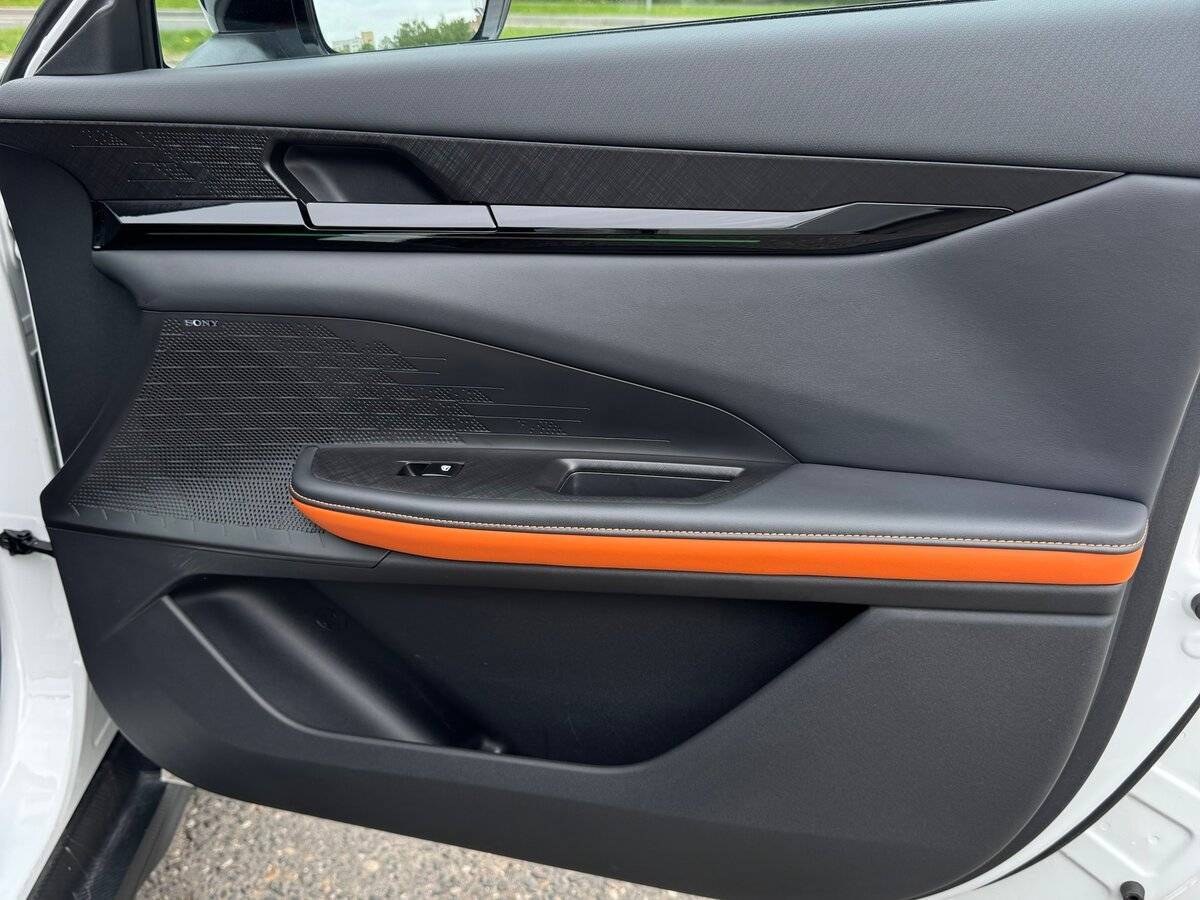 Changan UNI-V с пробегом — 2024 год. Фото: #15