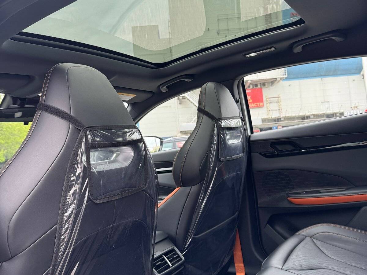 Changan UNI-V с пробегом — 2024 год. Фото: #21