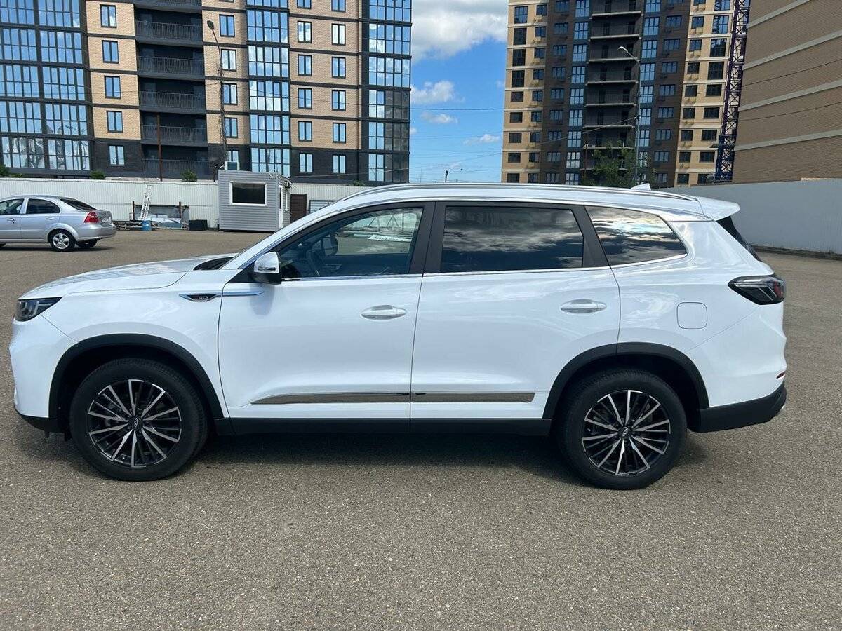 Chery Tiggo 8 Pro Max с пробегом — 2023 год. Фото: #1