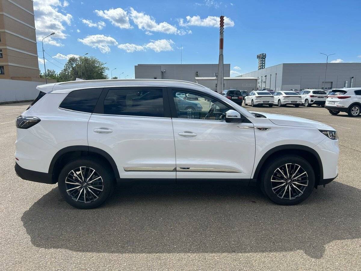 Chery Tiggo 8 Pro Max с пробегом — 2023 год. Фото: #6