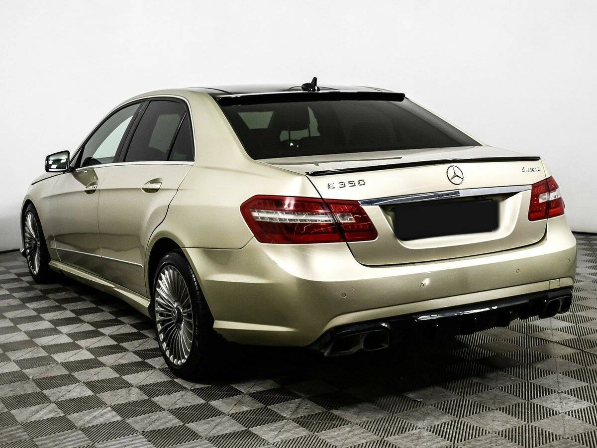 Mercedes-Benz E-Класс с пробегом — 2010 год. Фото: #6